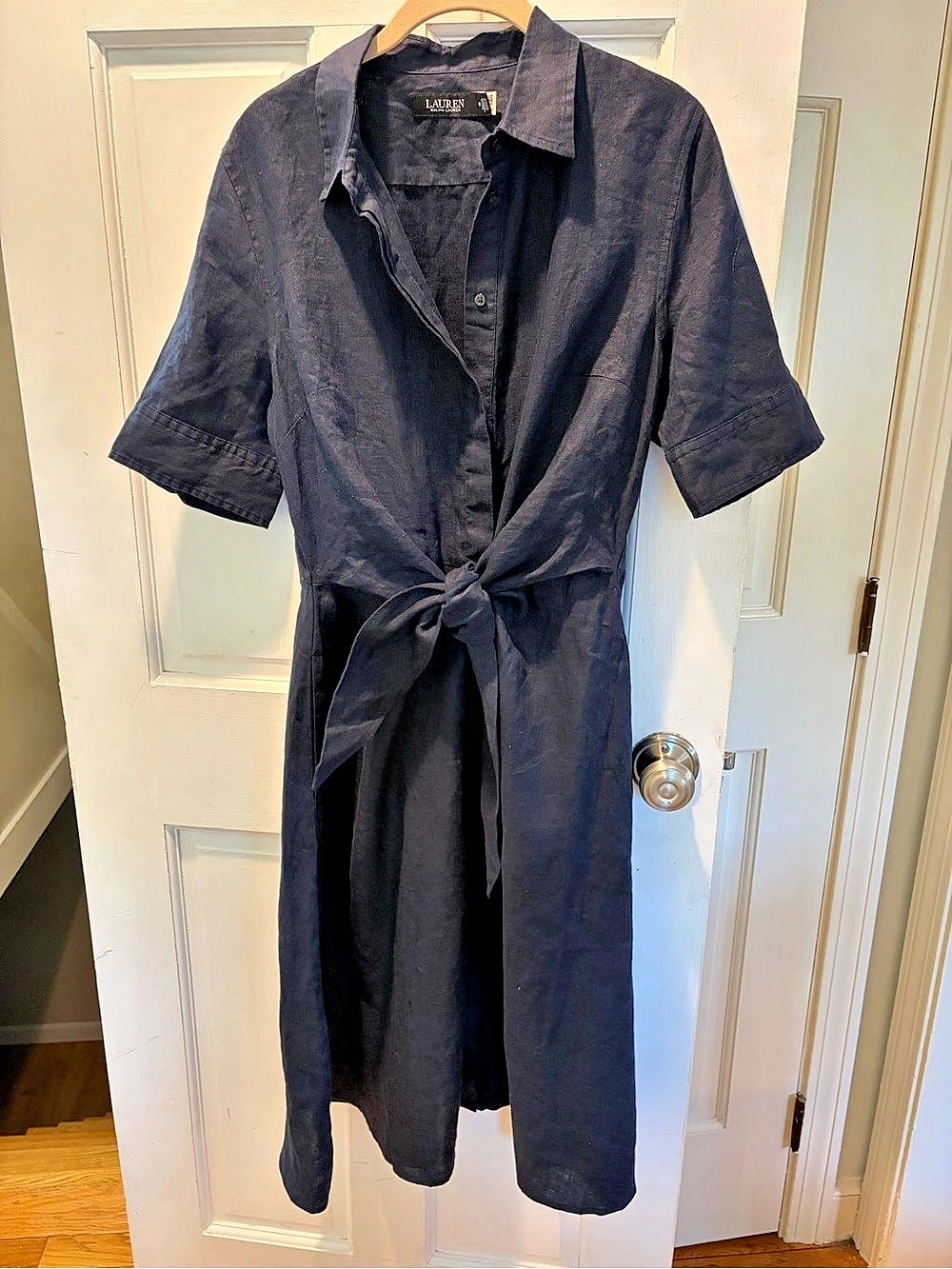 Lauren Short Sleeve Tie Waist Linen Midi Dress in Navy Blue Like New